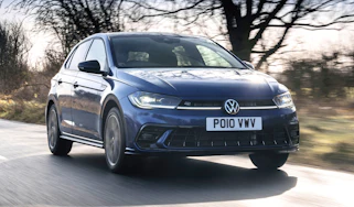 Volkswagen Polo - front tracking