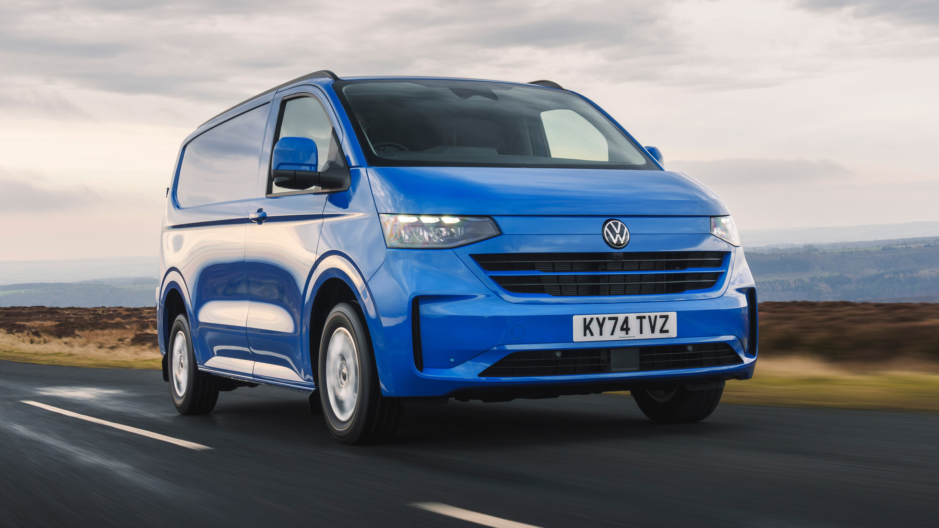 Volkswagen Transporter - front tracking