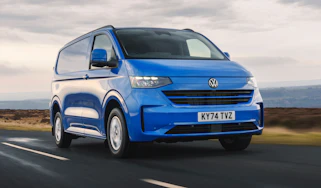 Volkswagen Transporter - front tracking