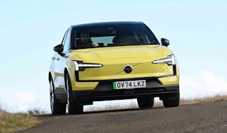 Volvo EX30 - front cornering