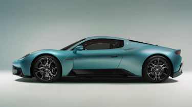 Maserati MCPura - side studio