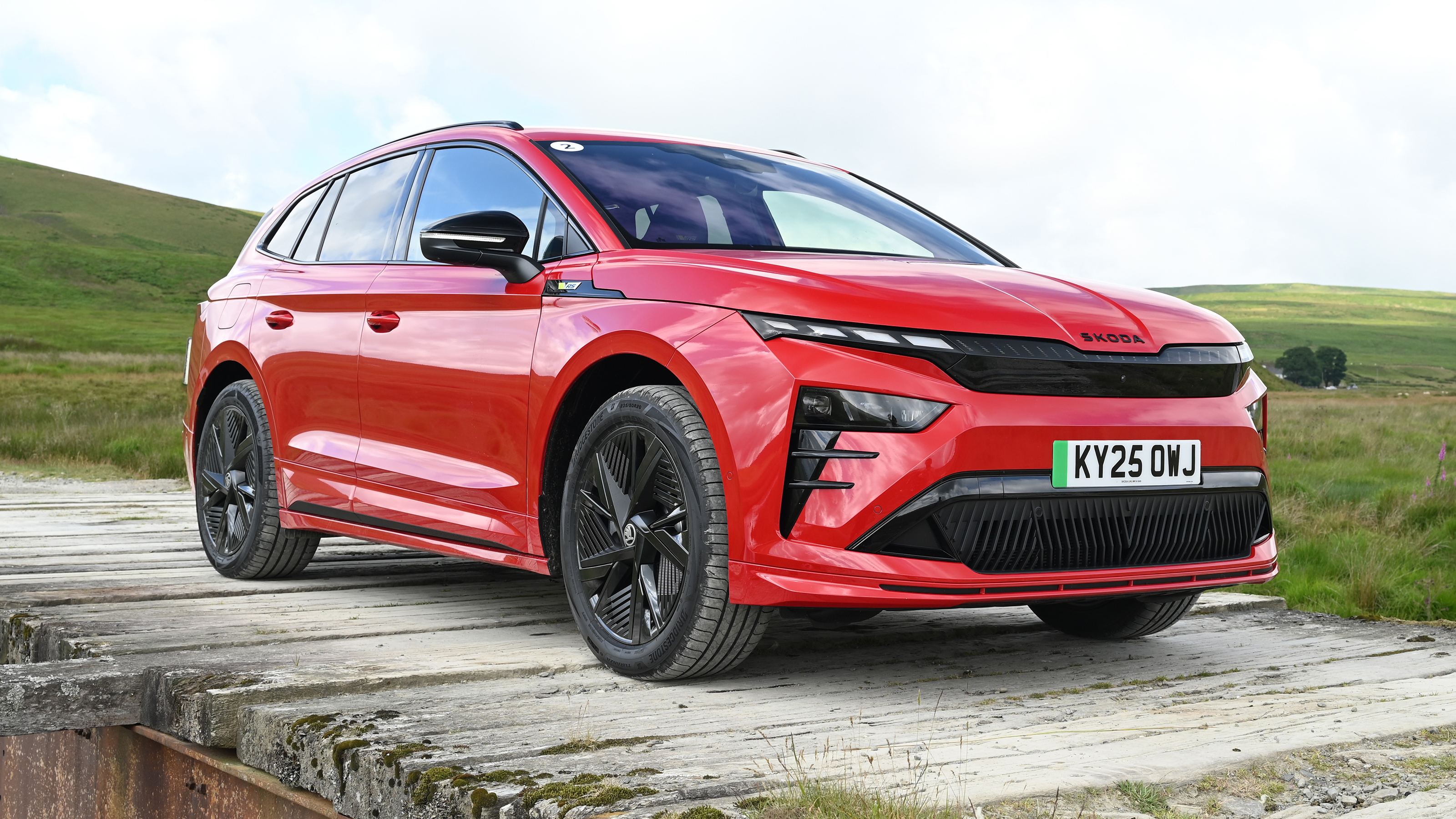 Skoda Enyaq vRS - front static