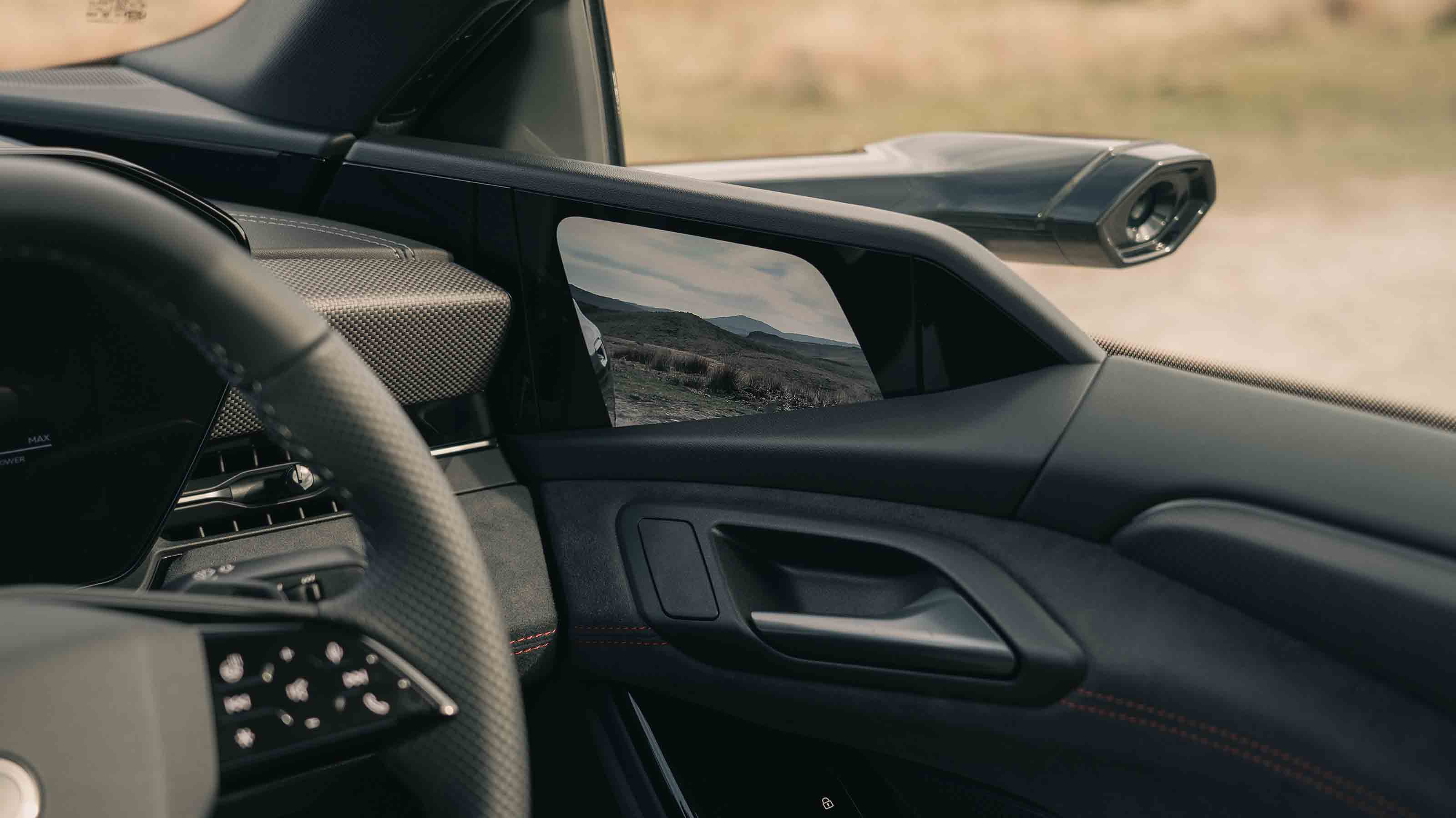 Audi A6 e-tron - side mirror camera