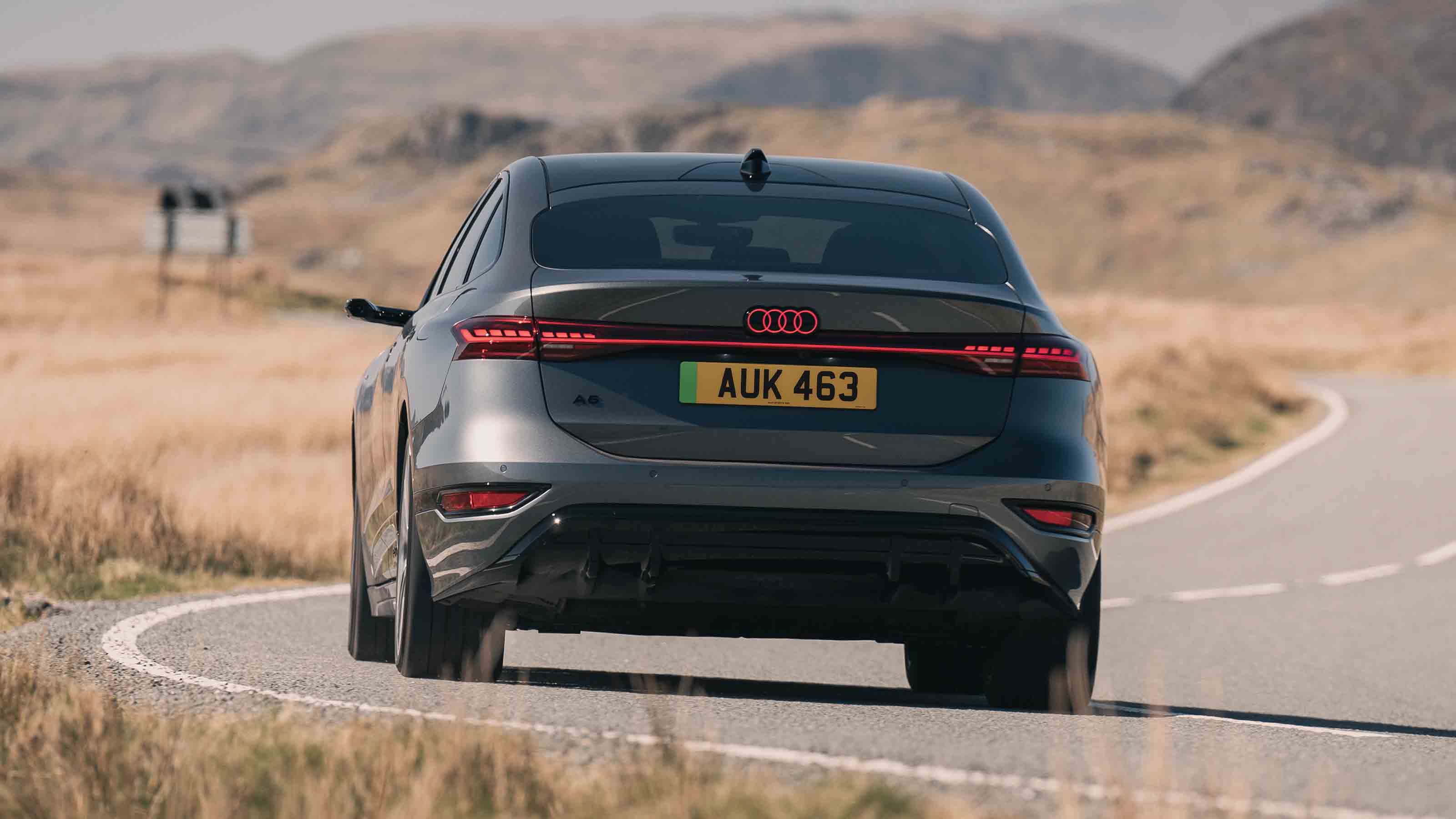 Audi A6 e-tron - rear cornering, alternative