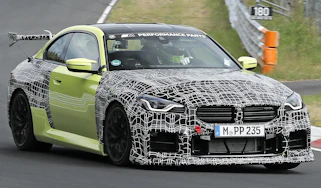 BMW M2 Track Pack - front 3/4