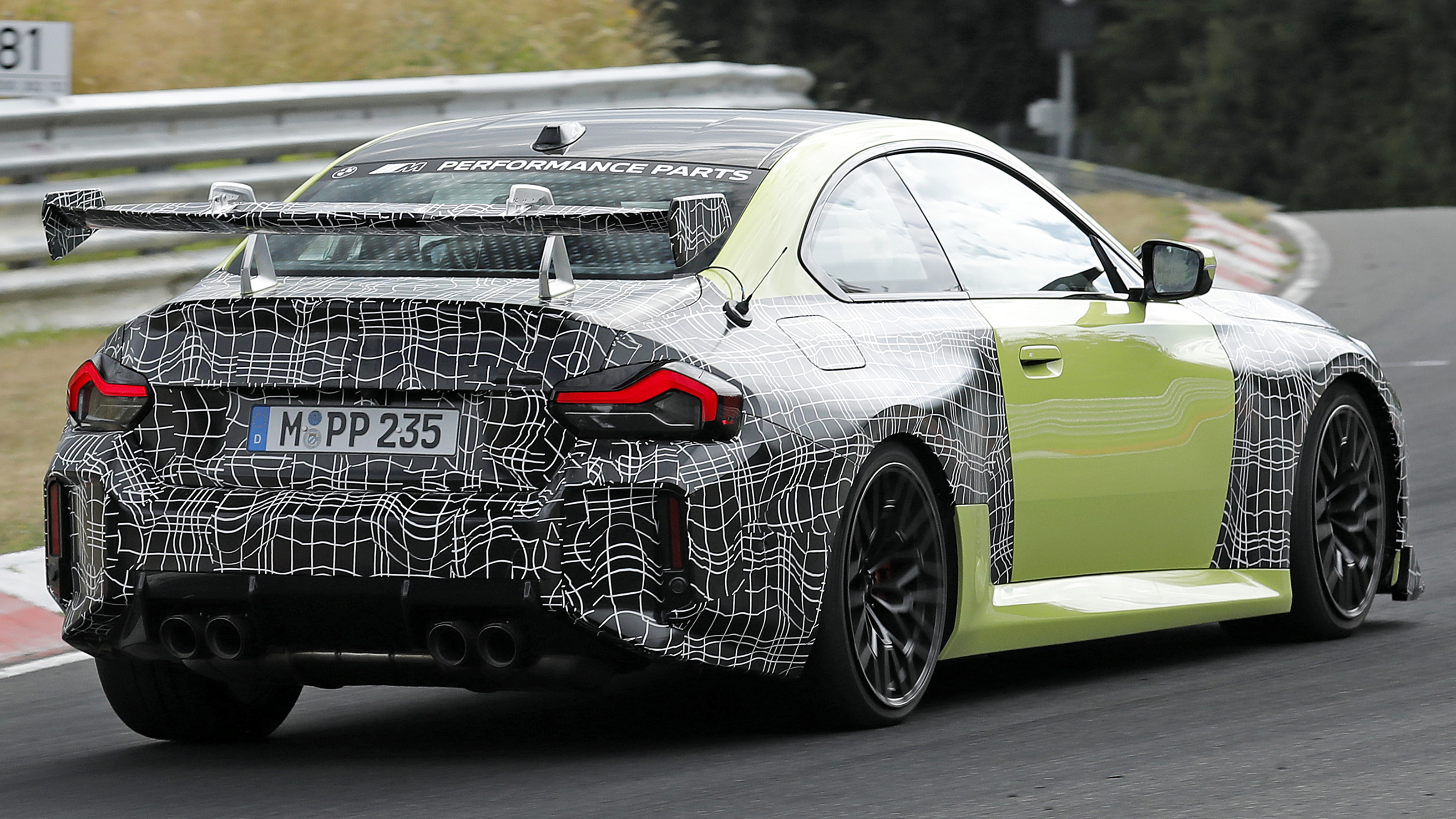 BMW M2 Track Pack - rear 3/4