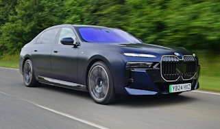 BMW i7 - front tracking