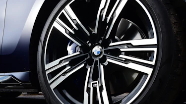 BMW i7 - wheel