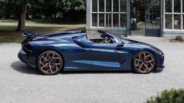 Bugatti Mistral - side static