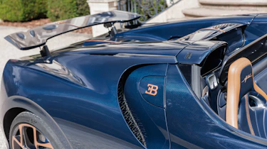 Bugatti Mistral - rear intake
