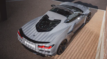 Chevrolet Corvette E-Ray - above
