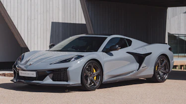 Chevrolet Corvette E-Ray - front