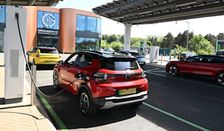 Electric car charging mega test - e C3 charging rear