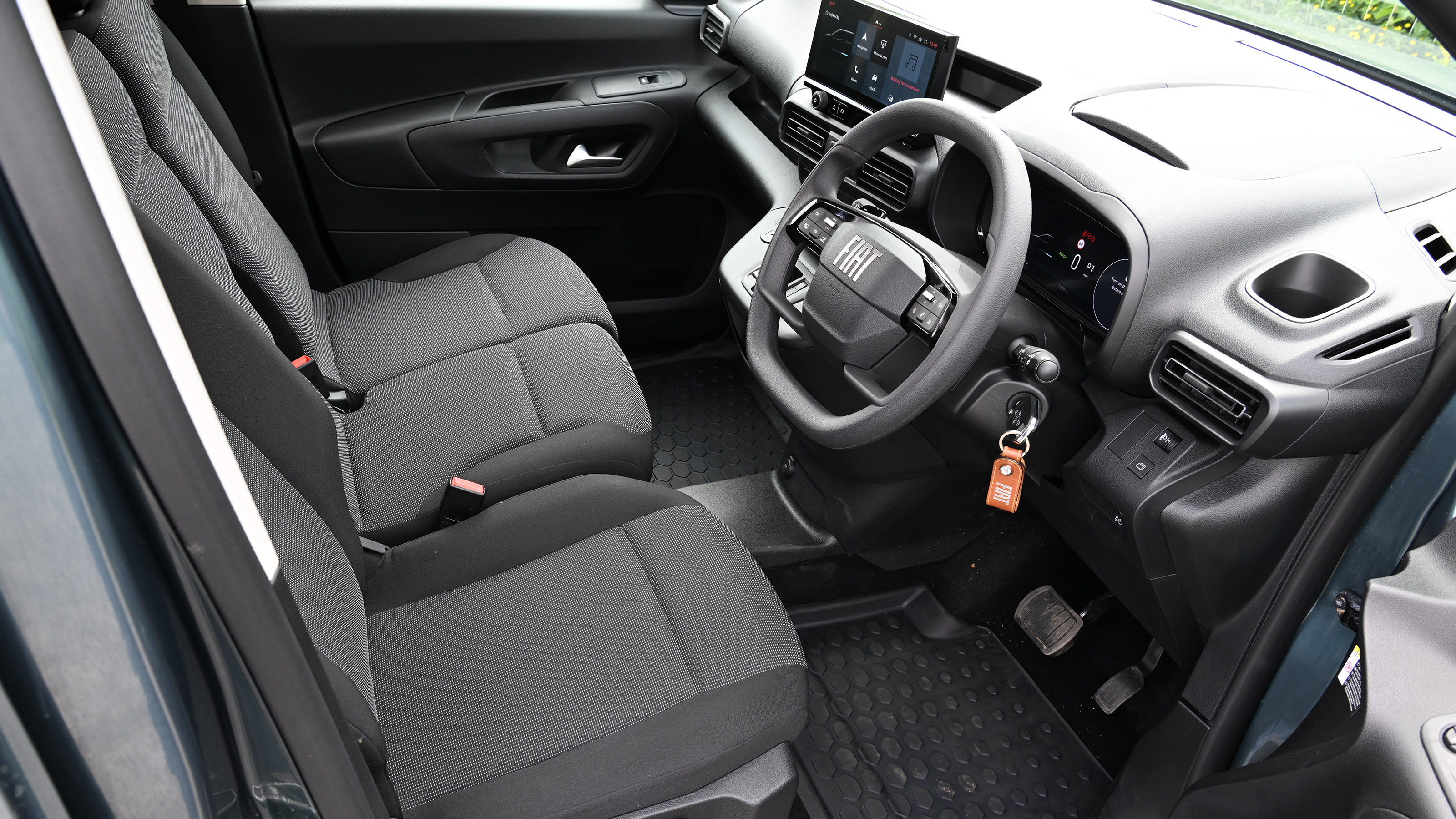 Fiat e-Doblo - seats
