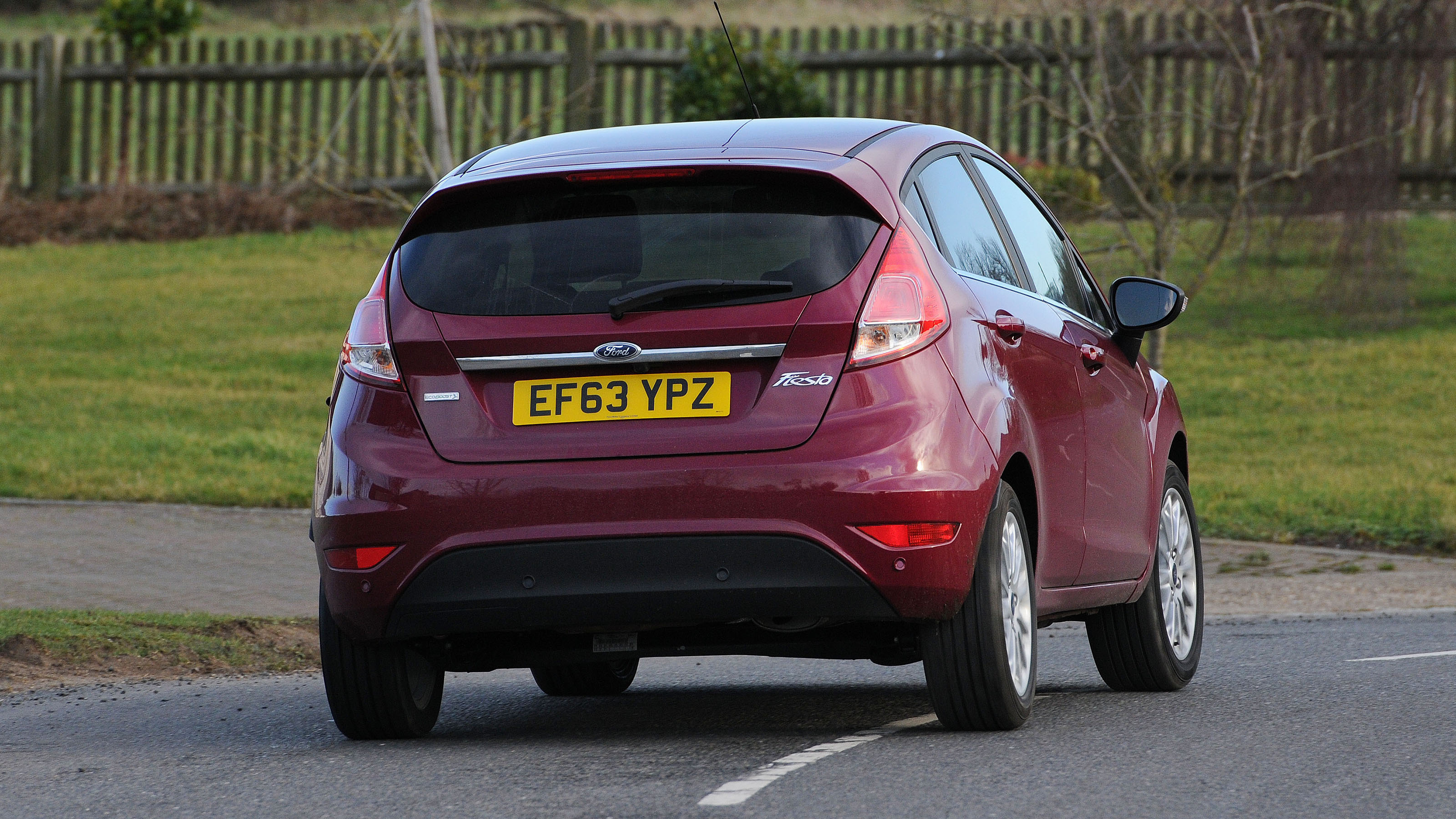 Small automatic cars for £11k - Ford Fiesta, rear cornering 