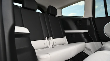 Hyundai Ioniq 9 - rear seats