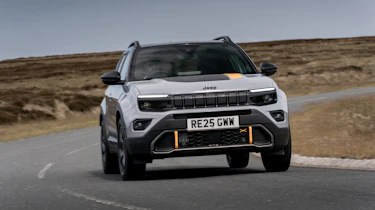 Jeep Avenger The North Face Edition - front cornering