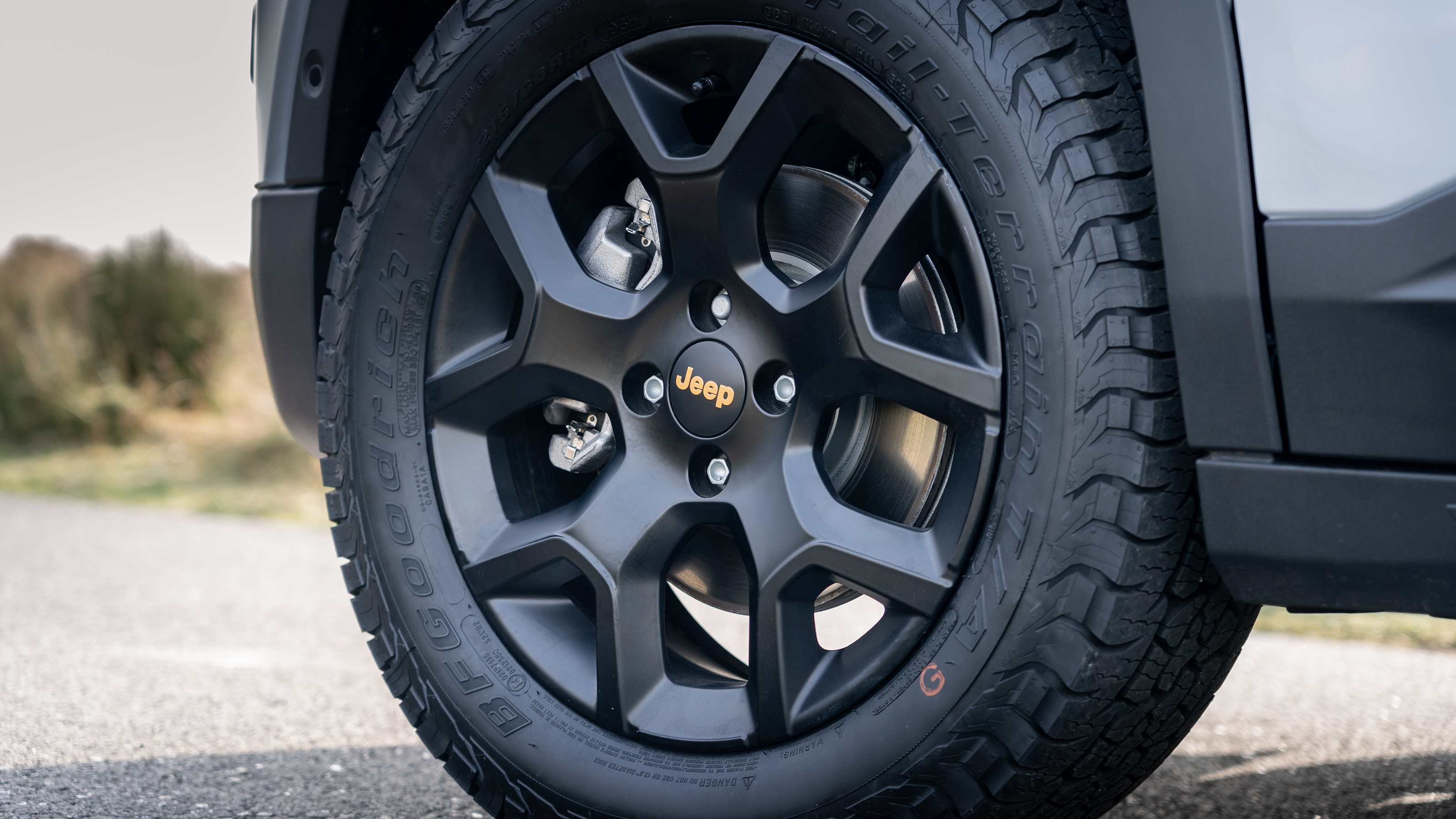 Jeep Avenger The North Face Edition - wheel