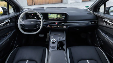 Kia Sportage - cabin