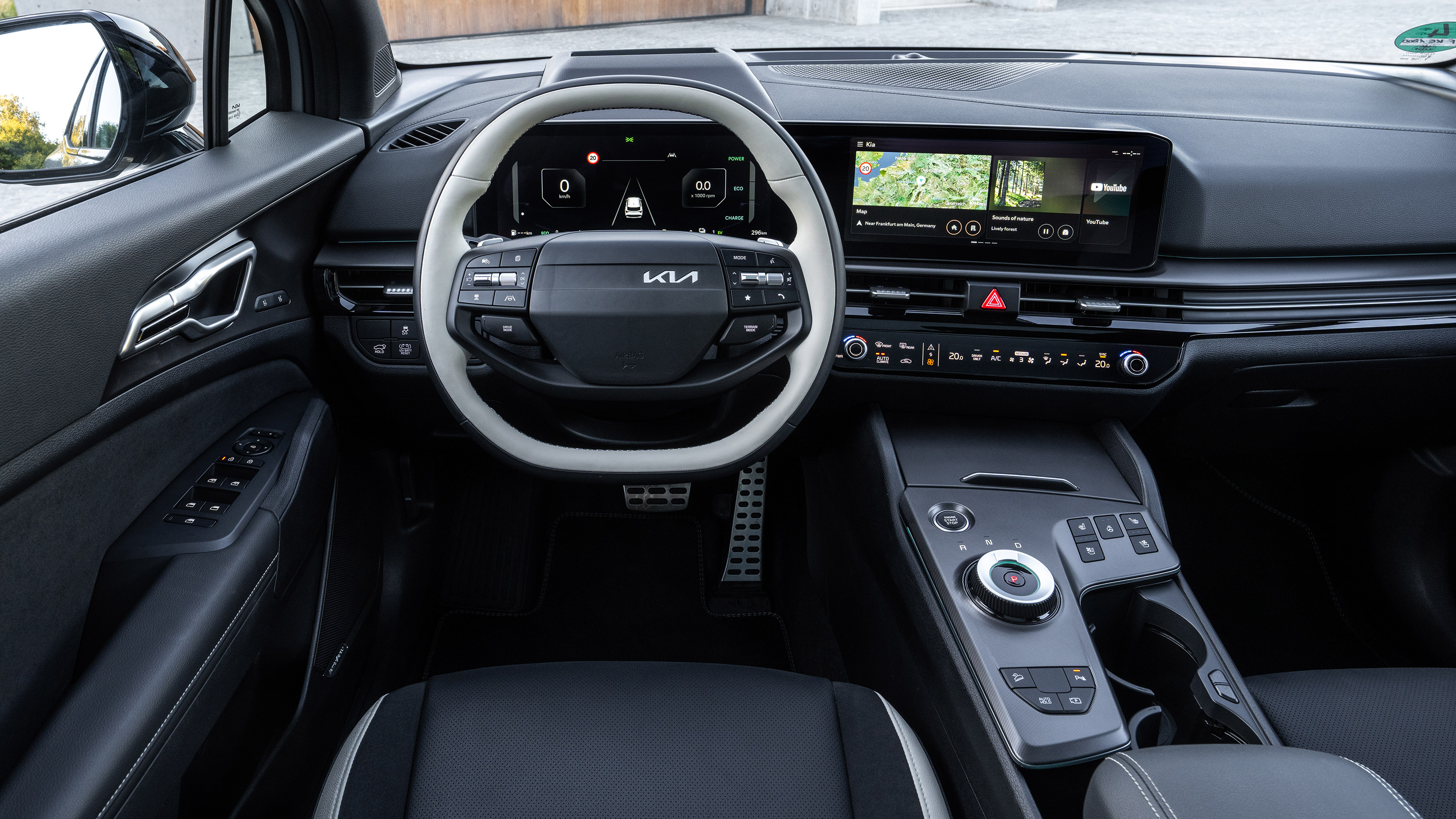 Kia Sportage - dash