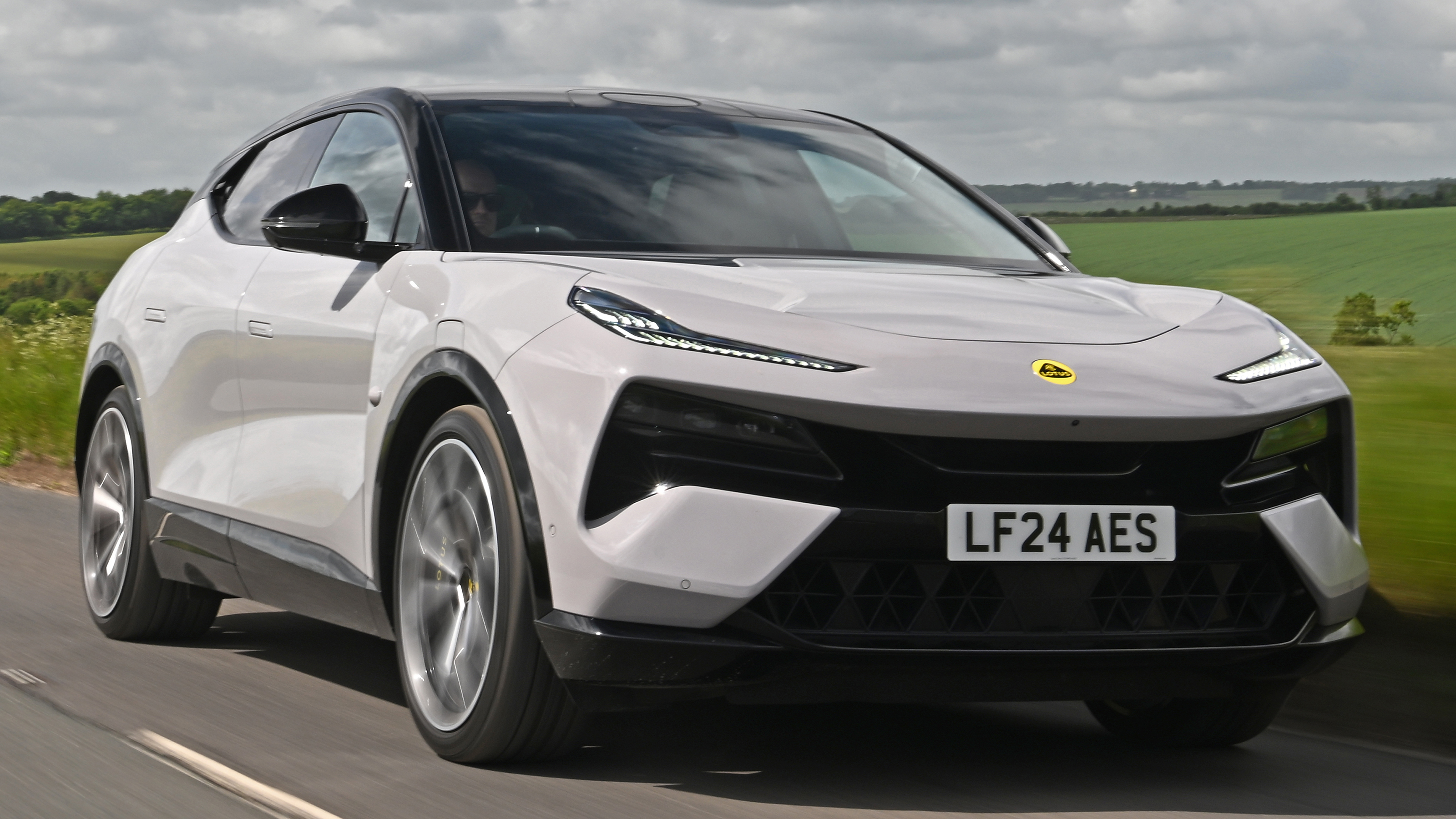 Lotus Eletre - front 3/4