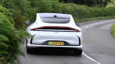 MG IM5 - rear cornering