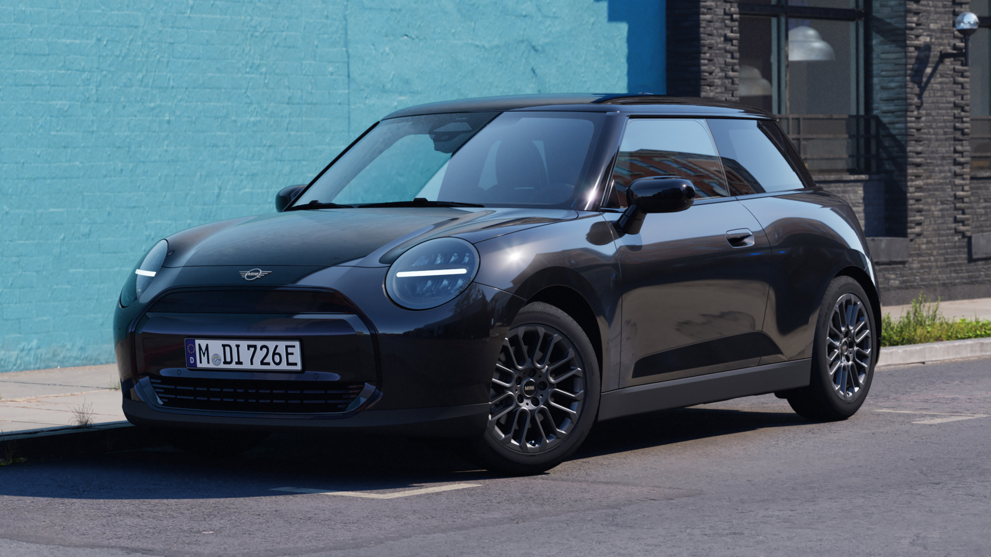 MINI Cooper Electric Monochrome Pack - front