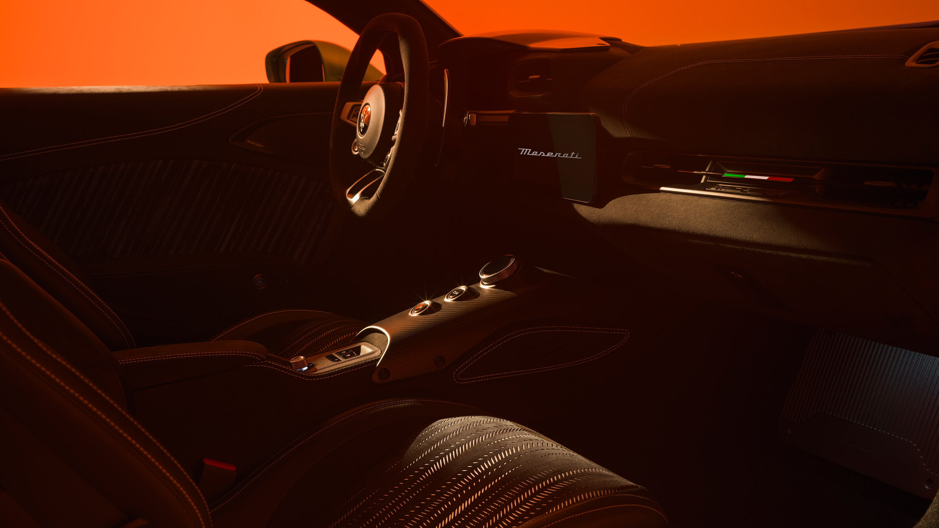 Maserati MCPura - interior