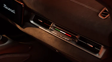 Maserati MCPura - interior detail