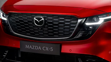 Mazda CX-5 - grille