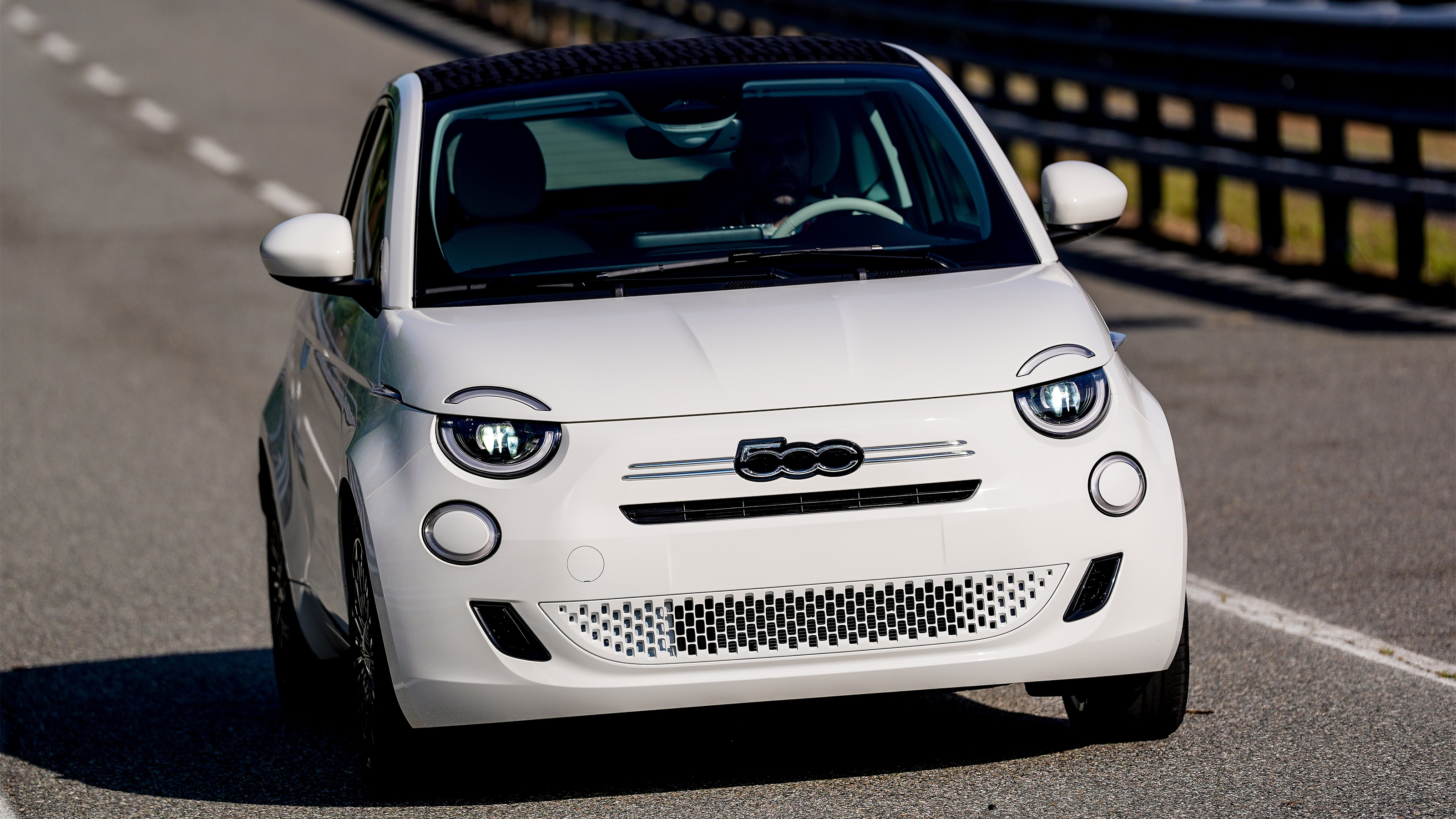 New Fiat 500 Hybrid - front tracking