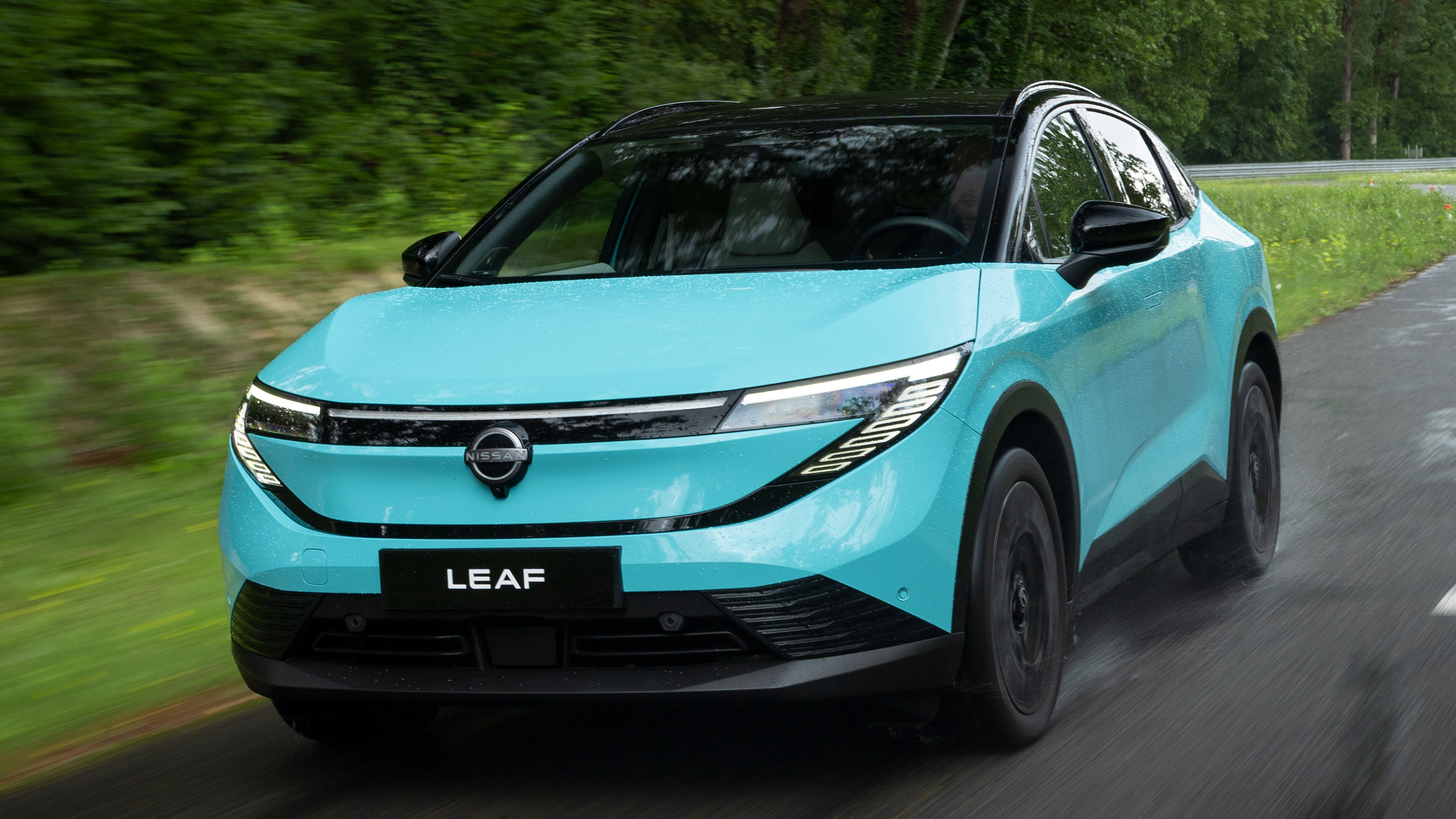 Nissan Leaf - front