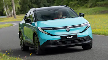 Nissan Leaf - front action