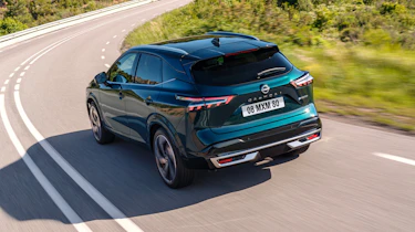 Nissan Qashqai e-Power Tekna+ - rear tracking