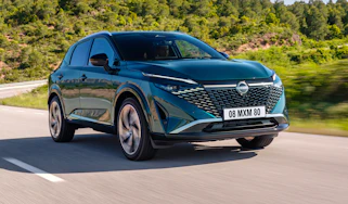 Nissan Qashqai e-Power Tekna+ - front tracking