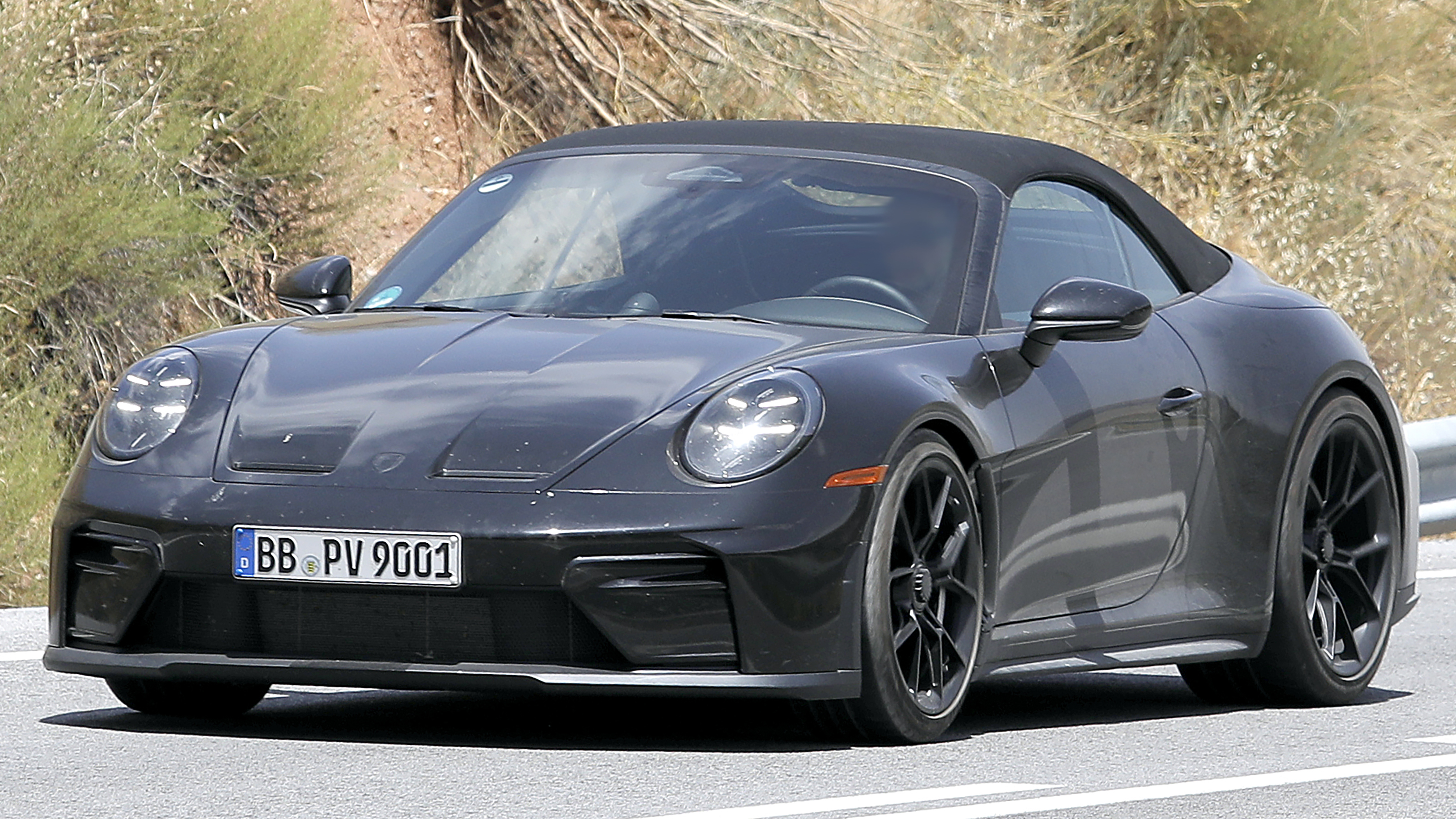 Porsche 911 Speedster Mule - front 3/4