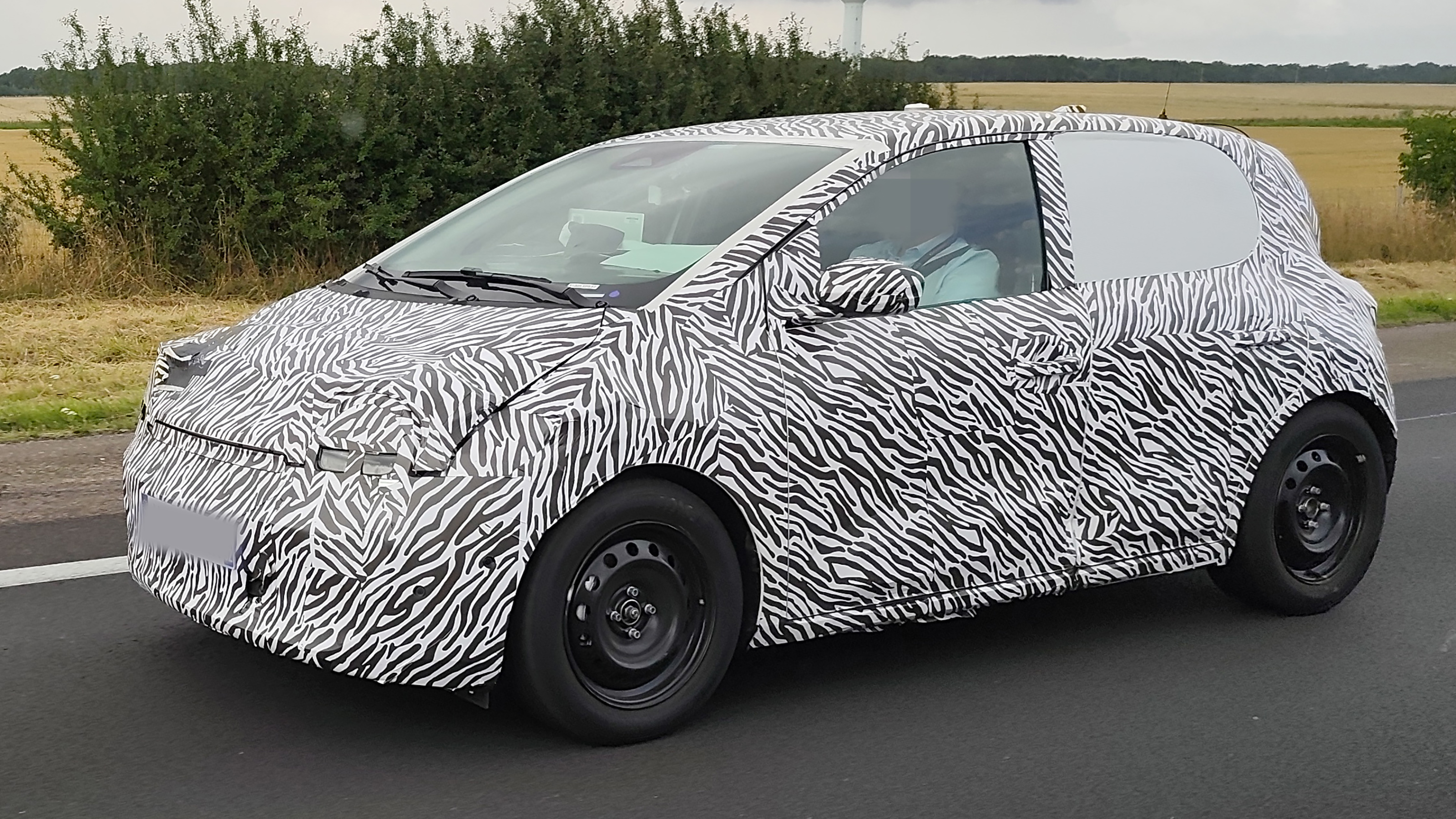 Renault Twingo (camouflaged) - front