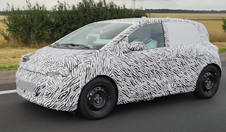 Renault Twingo (camouflaged) - front
