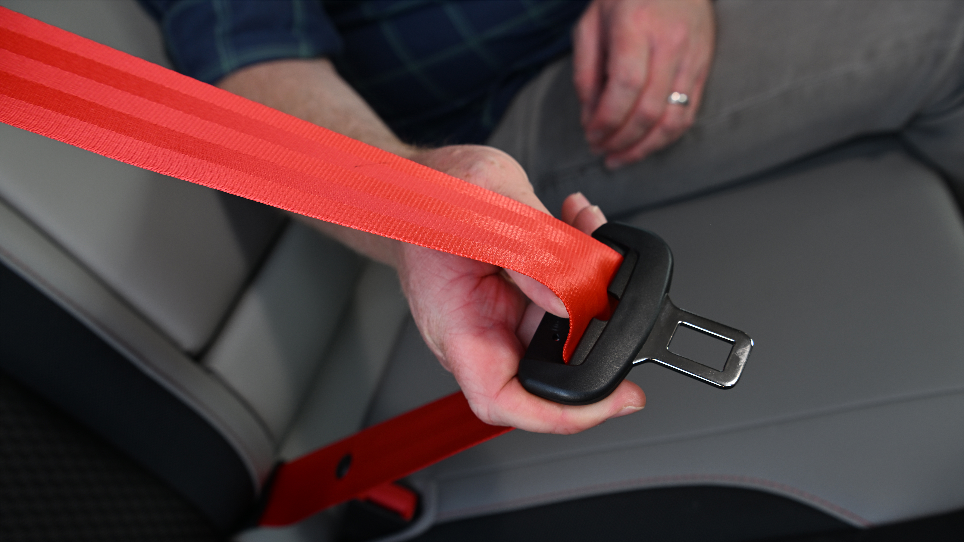 Skoda Elroq Edition 85 long-term - buckle