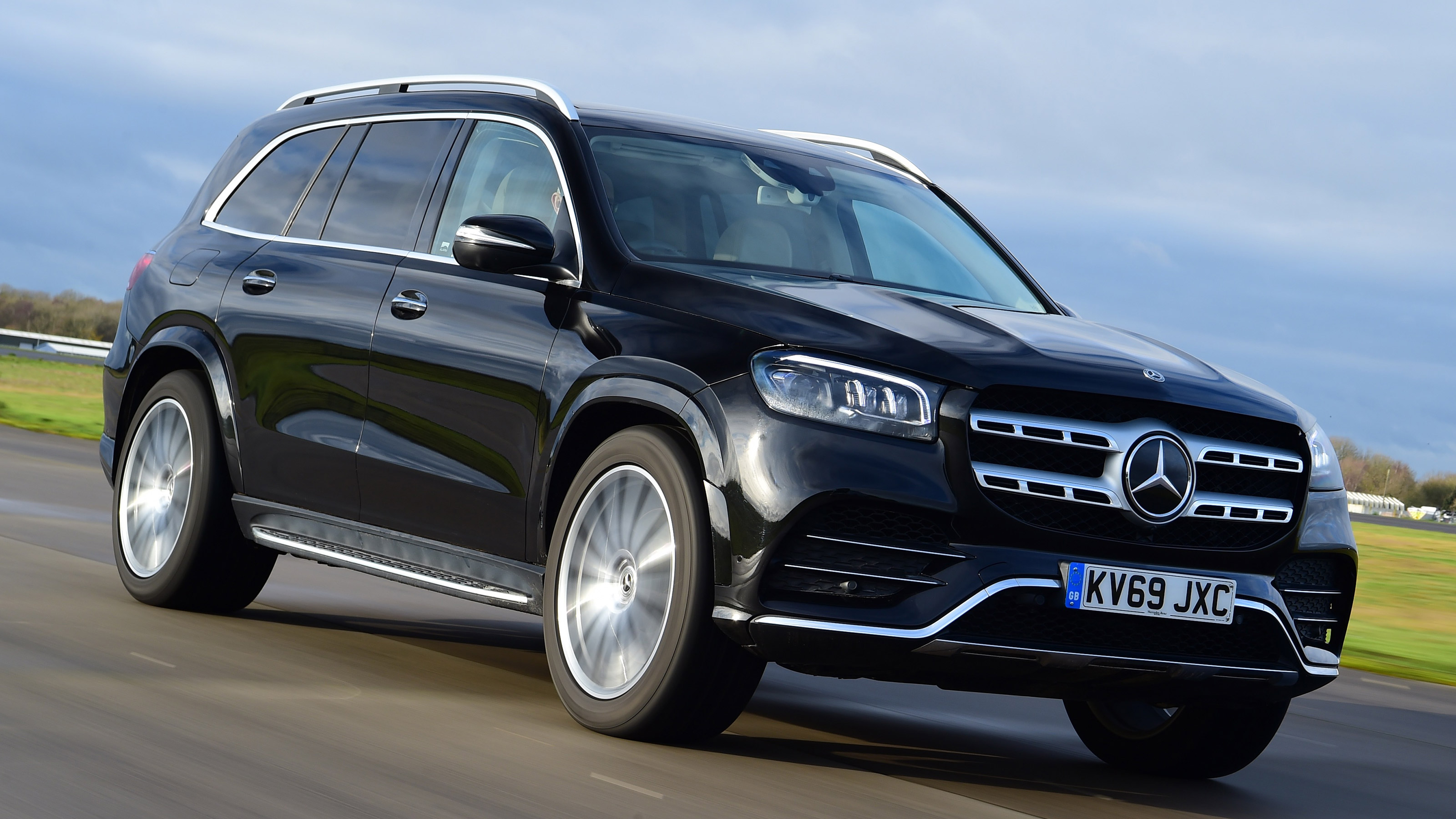 Used Mercedes GLS Mk2 - front action