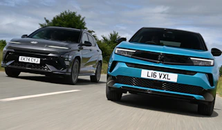Vauxhall Mokka vs Hyundai Kona - front end