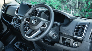 Vauxhall Movano Electric - dashboard
