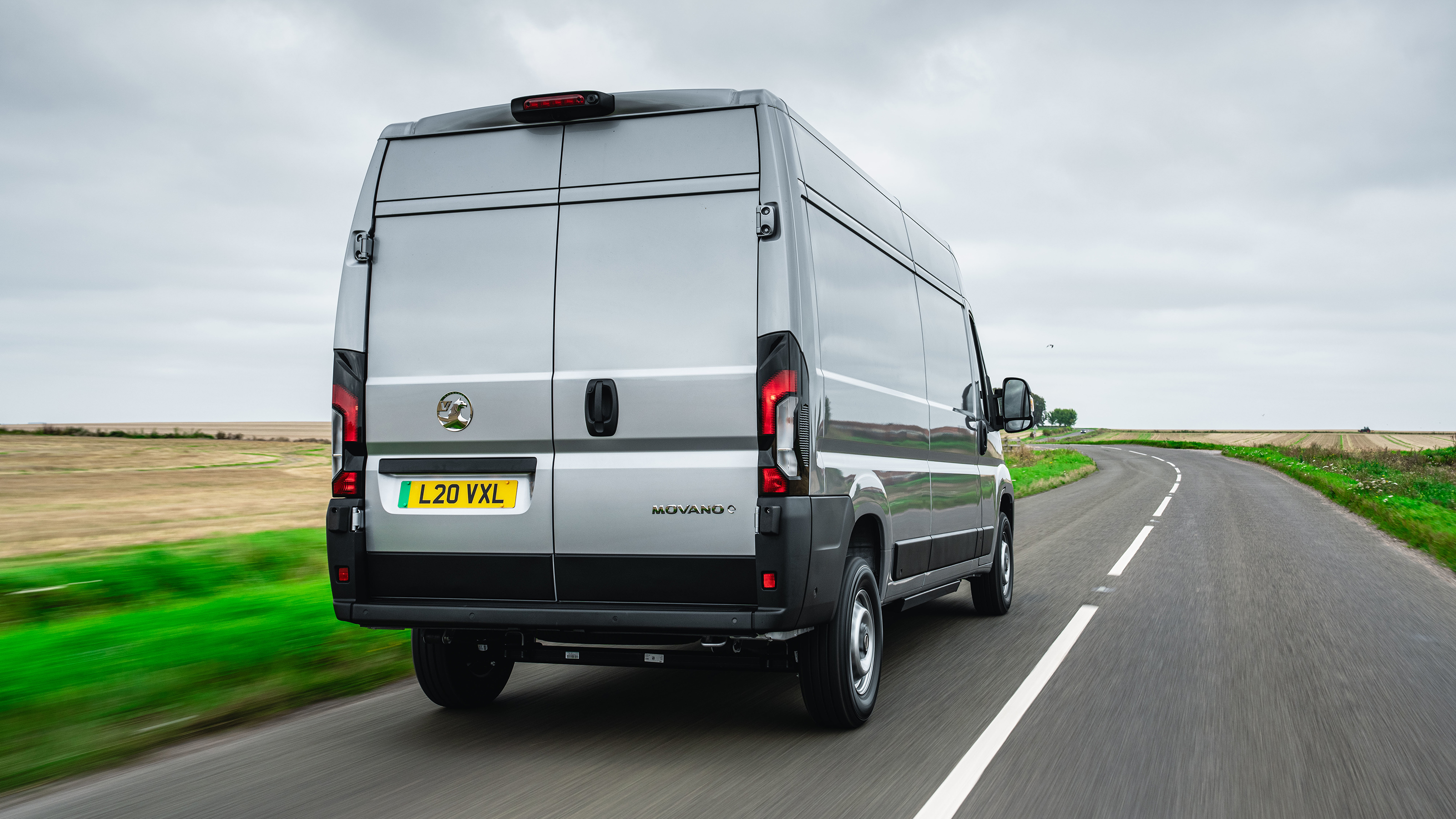 Vauxhall Movano Electric - rear tracking