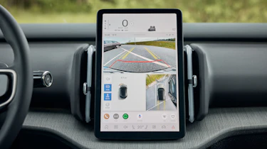 Volvo EX30 Cross Country - infotainment screen