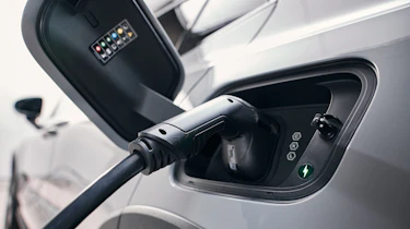 Volvo EX30 Cross Country - charging port