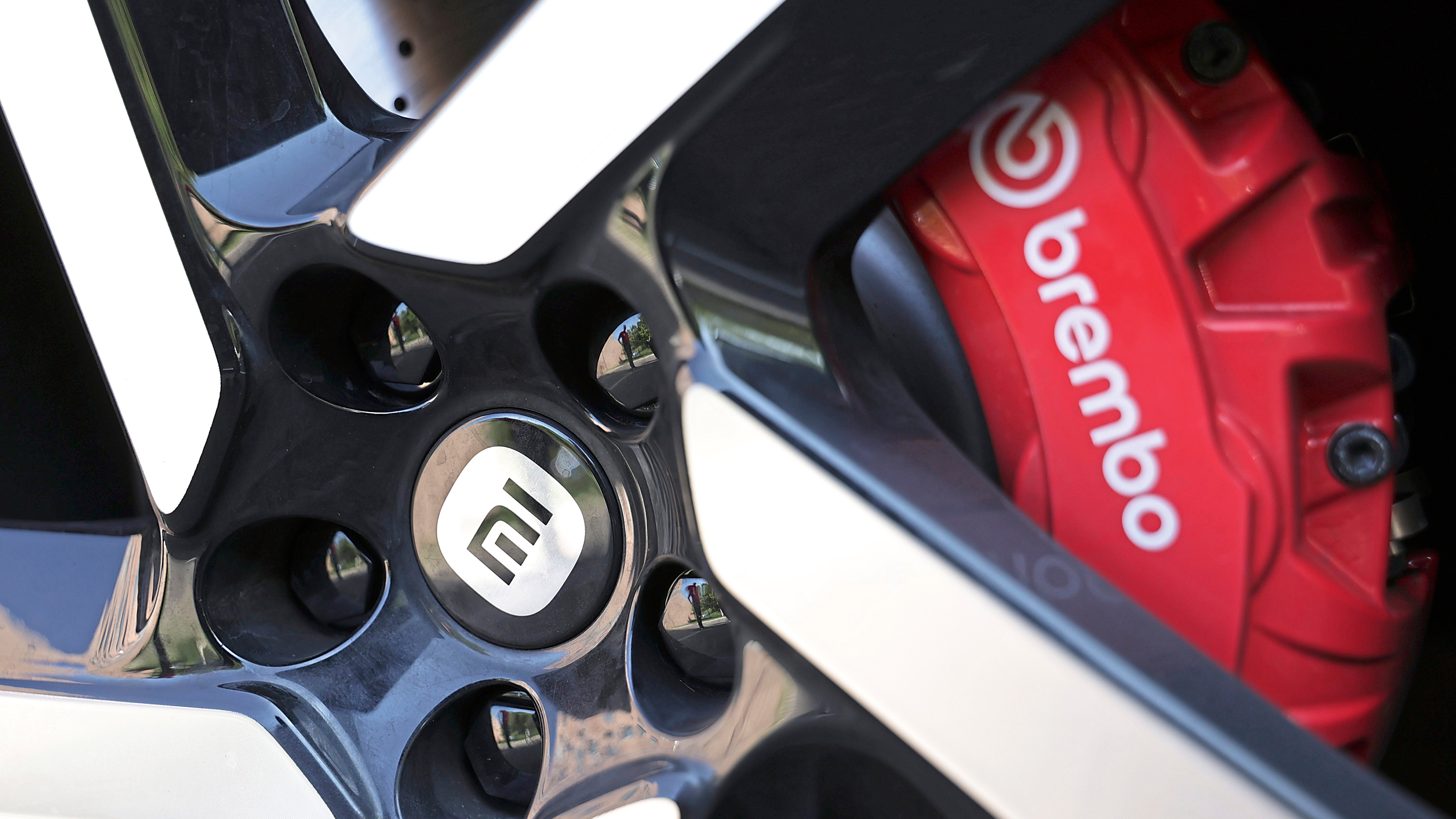 Xiaomi YU7 - brake caliper