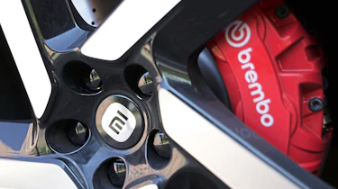 Xiaomi YU7 - brake caliper