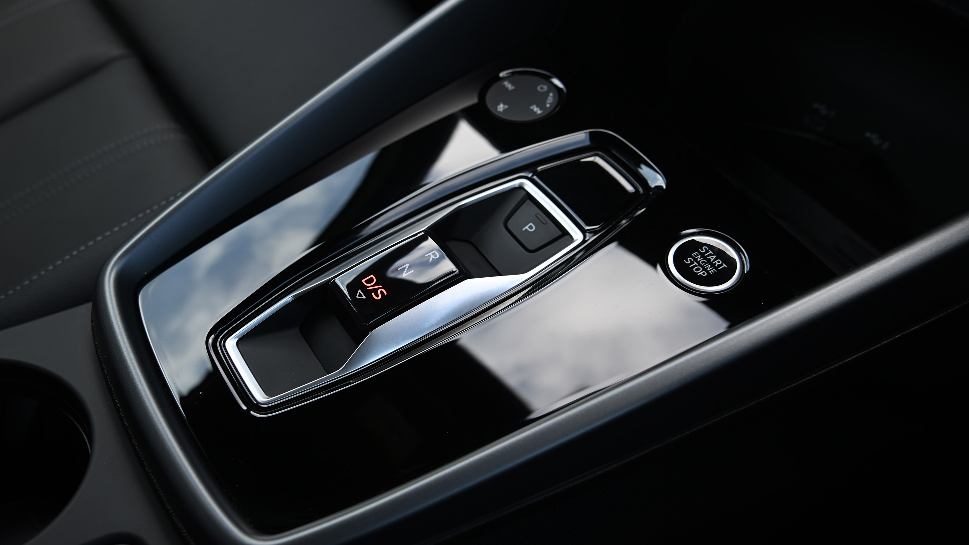 Audi A3 - centre console