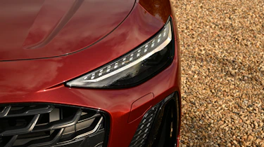 Audi A6 e-Hybrid - headlight