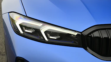 BMW 3 Series Touring - headlight